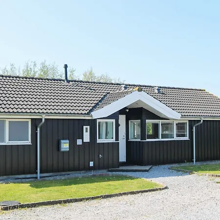 Prázdninový dům 8 Person In *