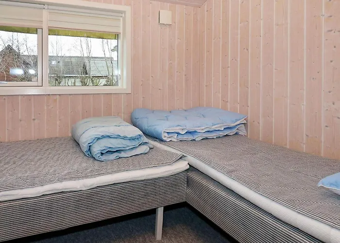 8 Person In Holiday home *