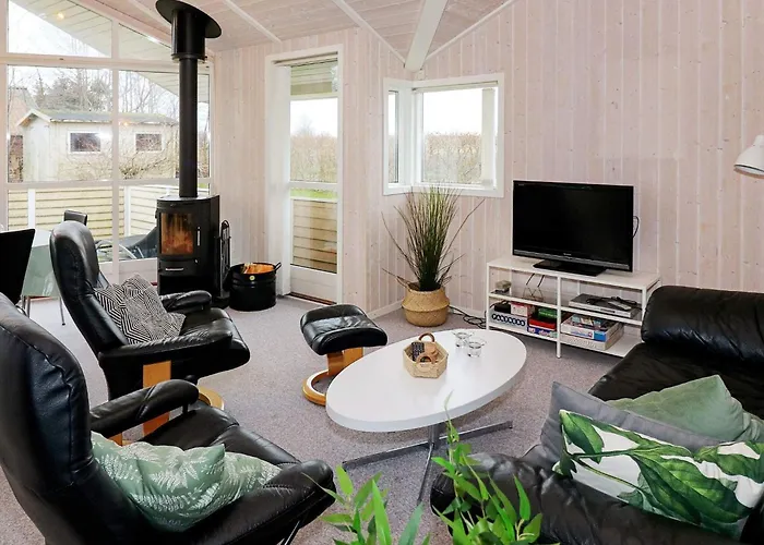 8 Person In Holiday home Hadsund